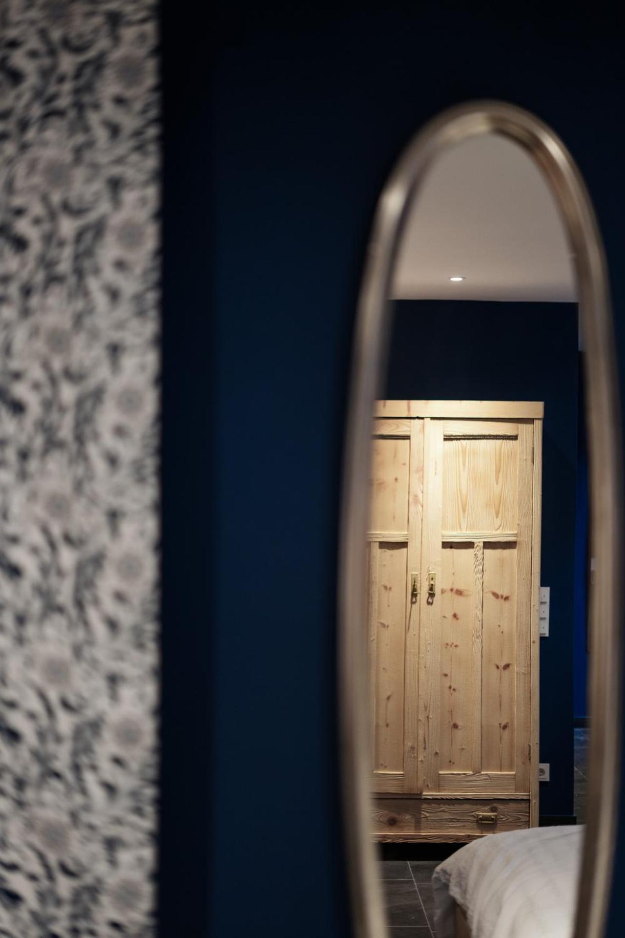 August Traeumt - Das Tiroler Apartment Im Blauen Matrei am Brenner Exteriör bild
